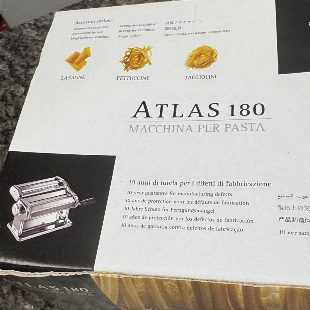 Marcato Atlas 180 Pasta Maker with cutter and hand crank NWT - Picture 4 of 11